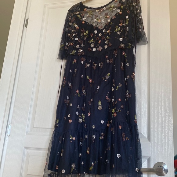 Occasion by Dex embroidered Dress size L(8US) - Picture 1 of 8